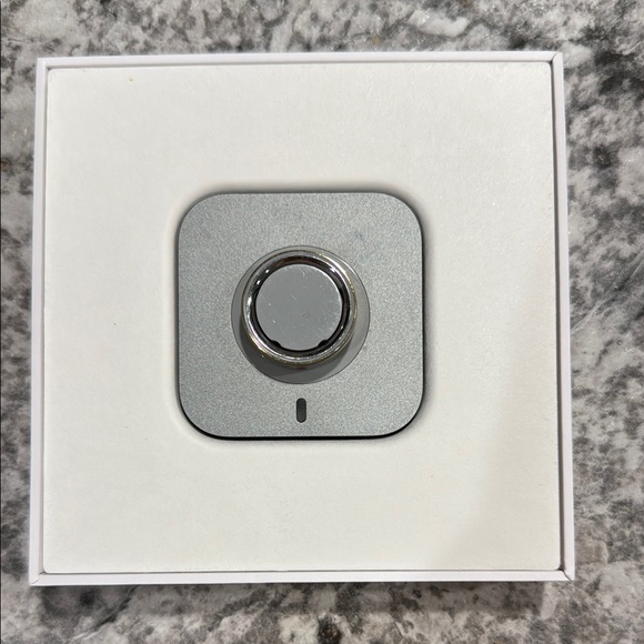 Oura Gold Smart Ring Generation 4